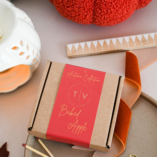 Autumn wax melts UK. Baked Apple crisp apple and warm cinnamon scent