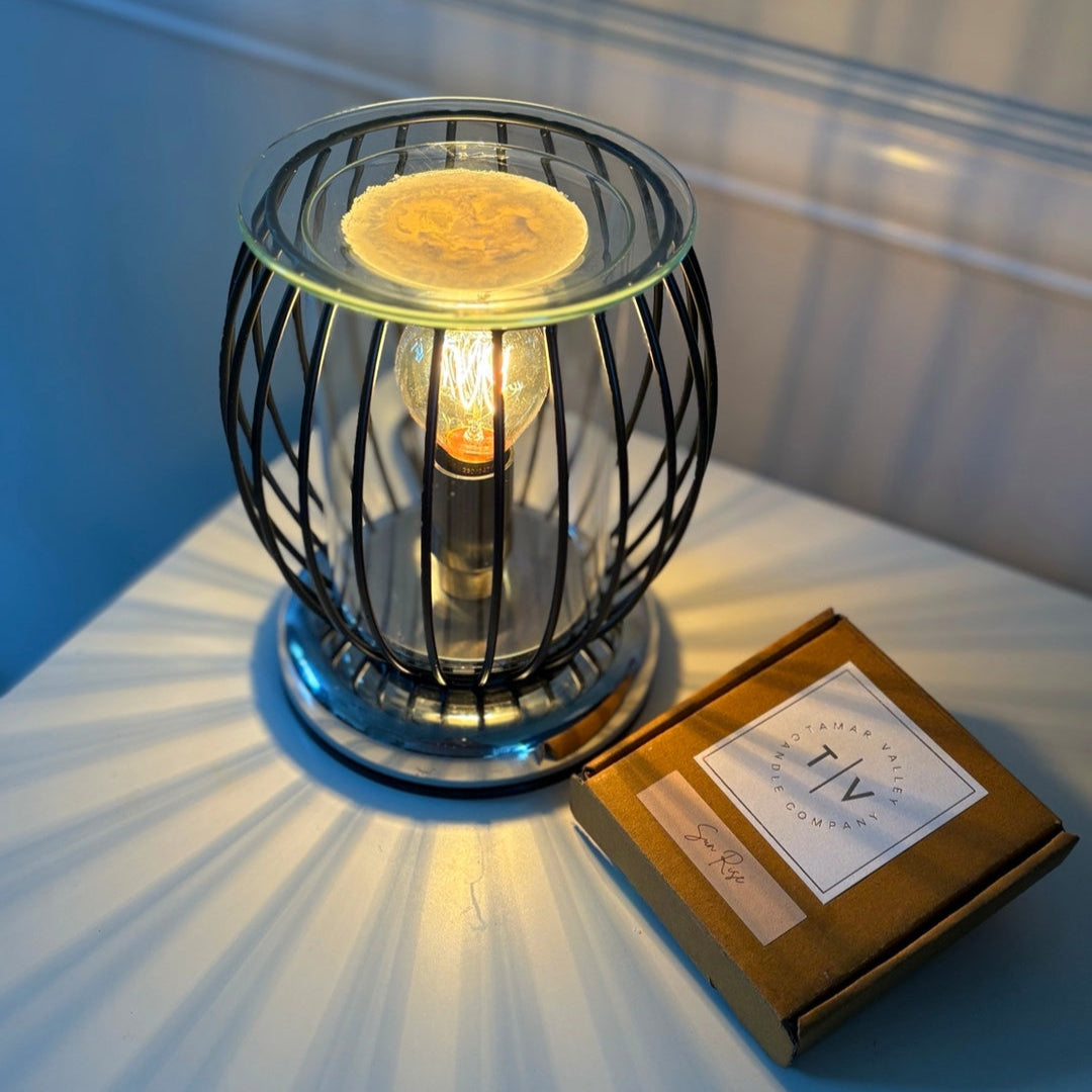 Classic Scent Sample Box with 2-cube wax melt samples of 8 fragrances