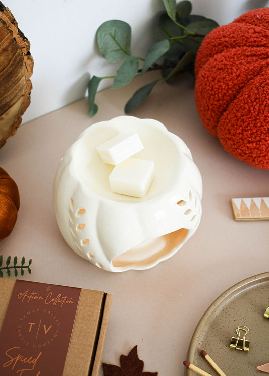 Hand-poured wax melt samples in a luxury matte black presentation box – Autumn Collection