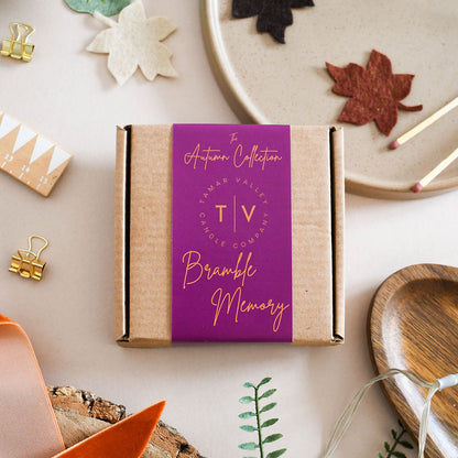 Bramble Memory wax melts hand-poured in Cornwall with rhubarb and blackberry fragrance